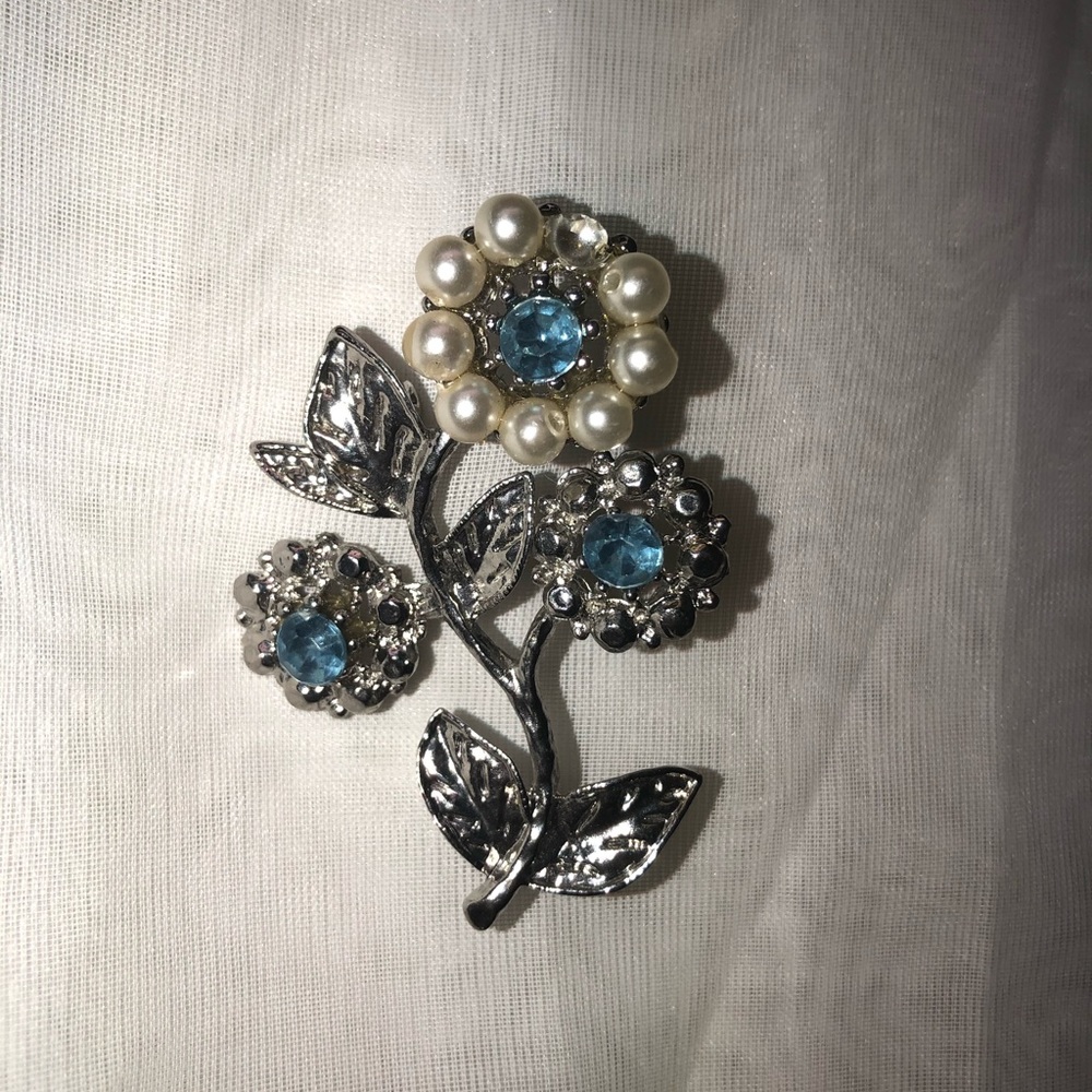 Flower Brooch